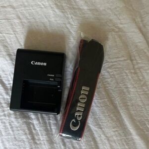 Canon EOS Rebel T7 EF-S 18-55mm IS Il Kit